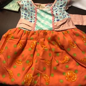 Matilda Jane size 4 top is EUC the shorts are new.